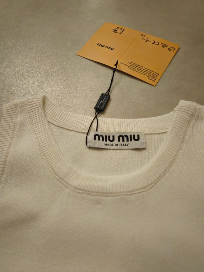 Débardeur Miu Miu noir blanc 🍏 - photo numéro 3