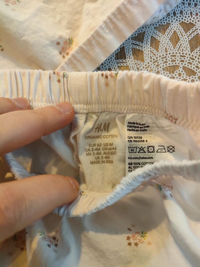 Ensemble robe h&m 62cm 2-4mois - photo numéro 3