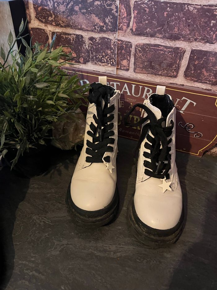 Bottines beiges Kiabi