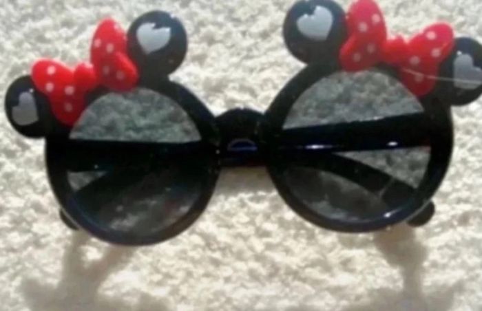 Lunettes de soleil Minnie – Neuves | 2 à 5 ans - photo numéro 2