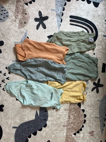 Lot de 6 bodies débardeur