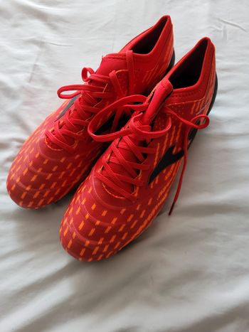 Crampons pointure 43 joma