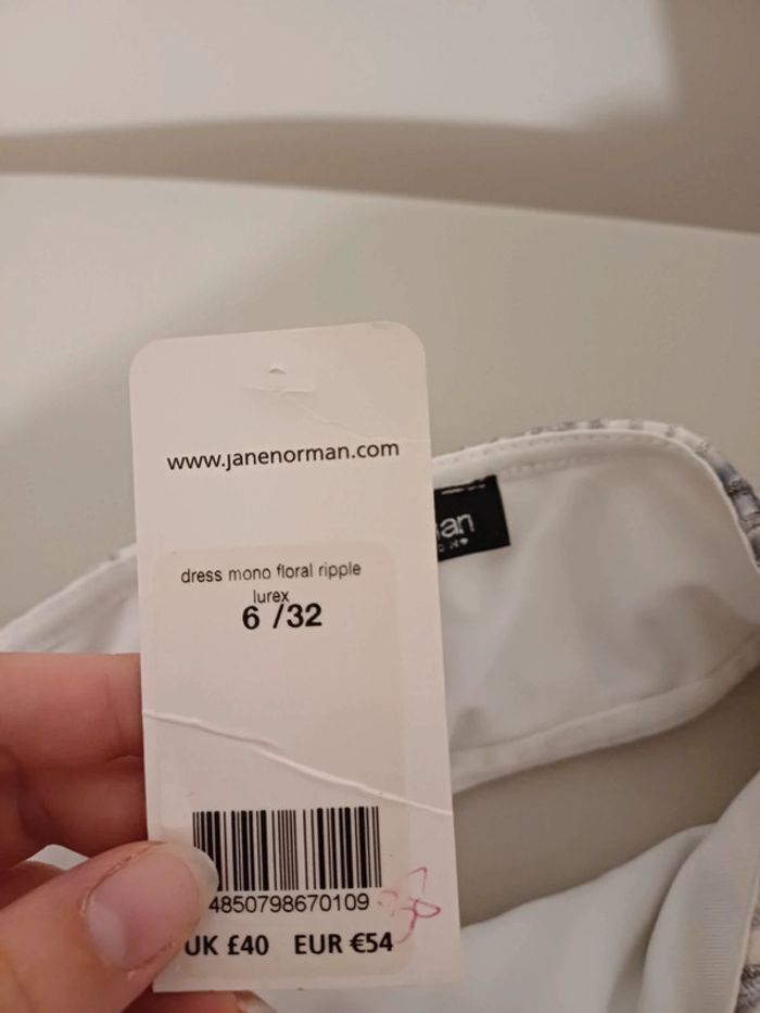 Robe moulante fleurie neuve Jane Norman taille XXS 32 - photo numéro 7