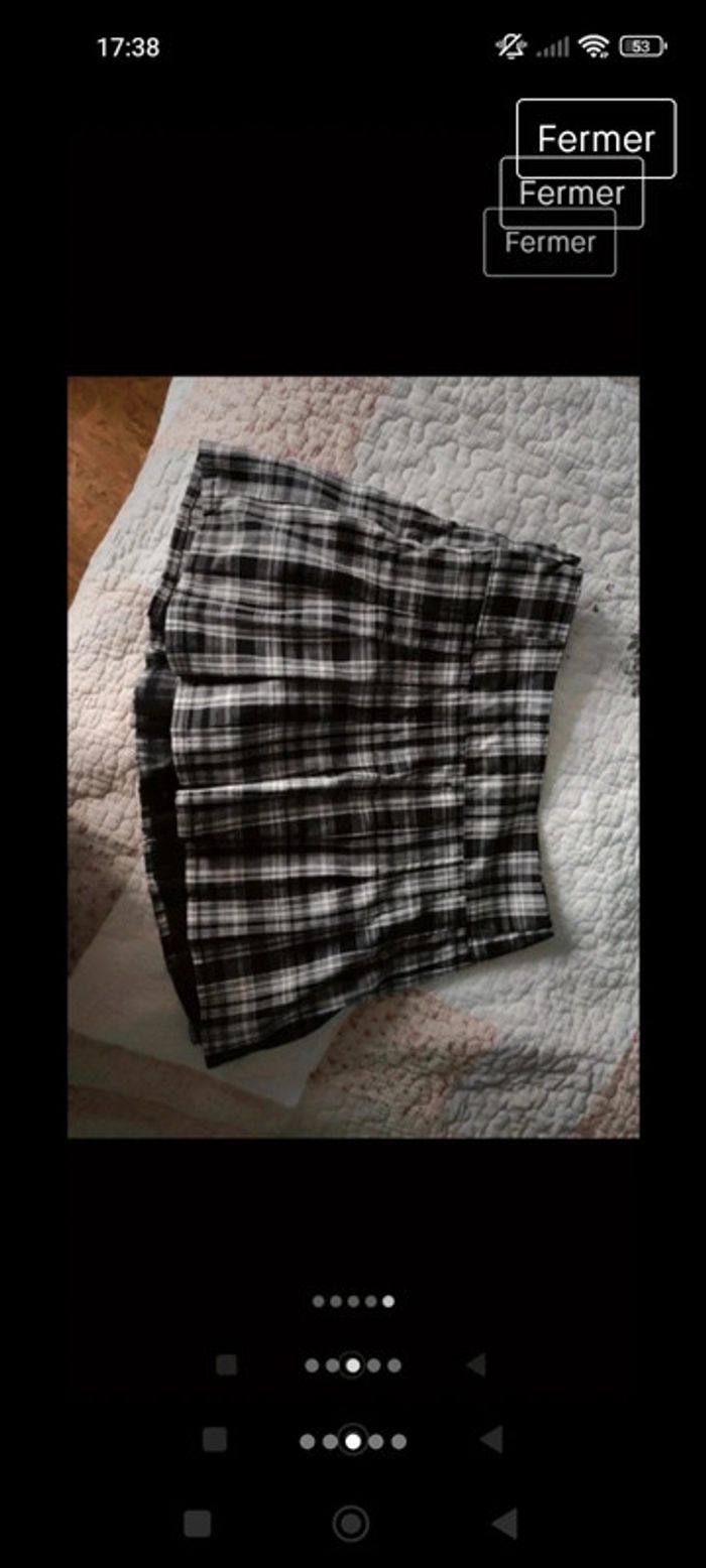 Très belle jupe a carreaux - photo numéro 3