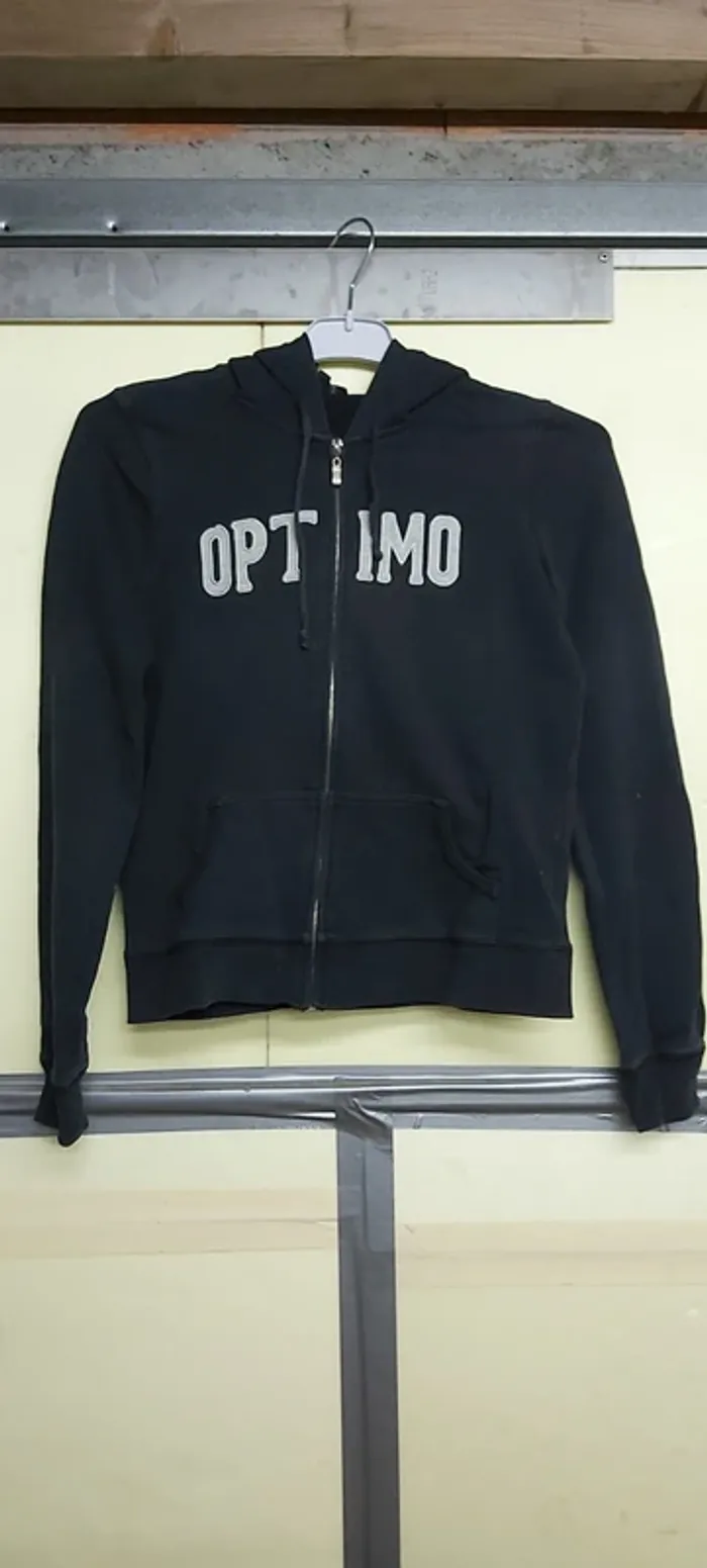 Veste à capuche