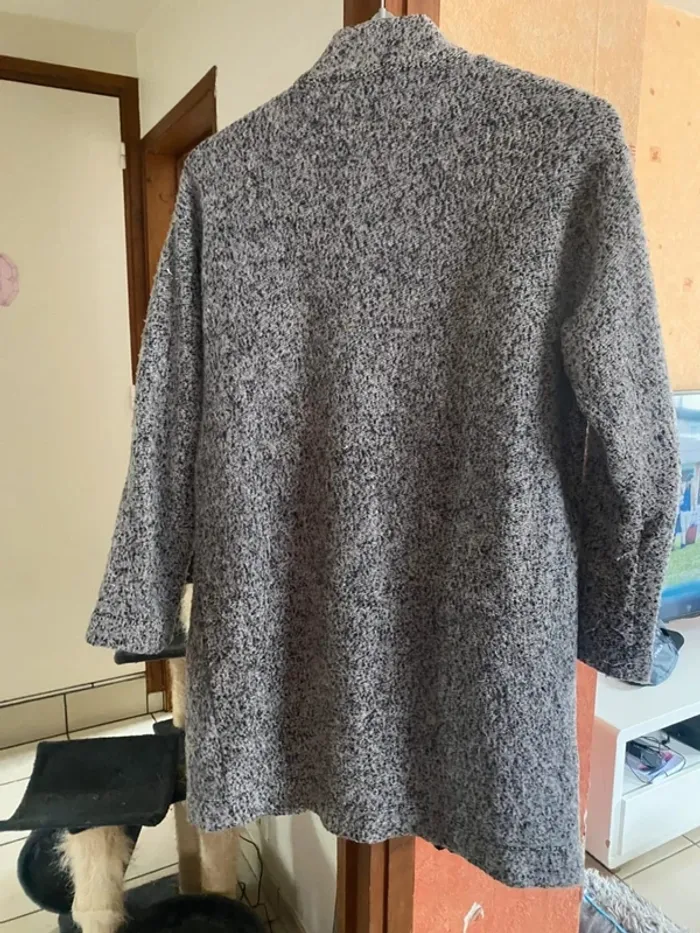 Gilet épais femme Zara – Taille 36 – Douillet & stylé pour l’hiver - photo numéro 6