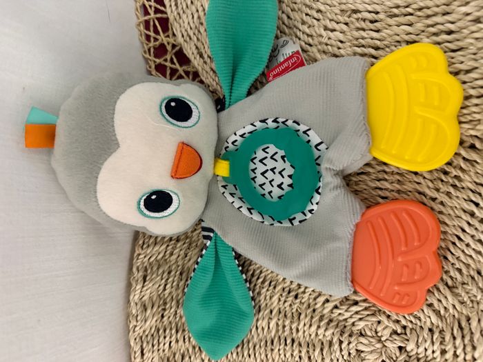 Doudou plat oiseau hibou gris vert dentition INFANTINO - photo numéro 1