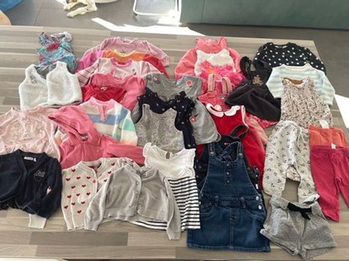 Lot fille 12 mois 33 pièces
