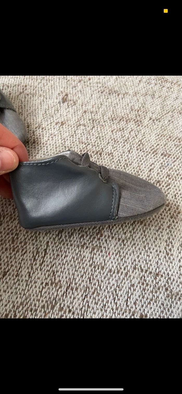 Chaussures bébé 6/12 mois - photo numéro 2