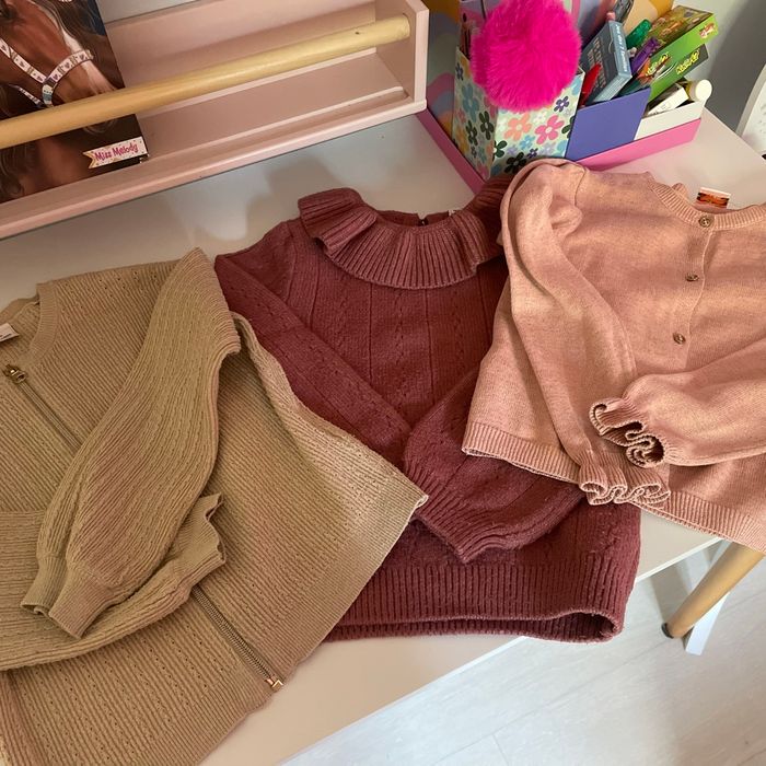 Lot vêtements 6 ans fille - photo numéro 6