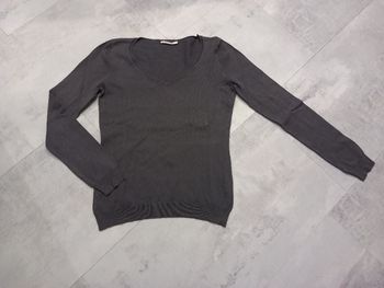 Pull fin gris taille 2