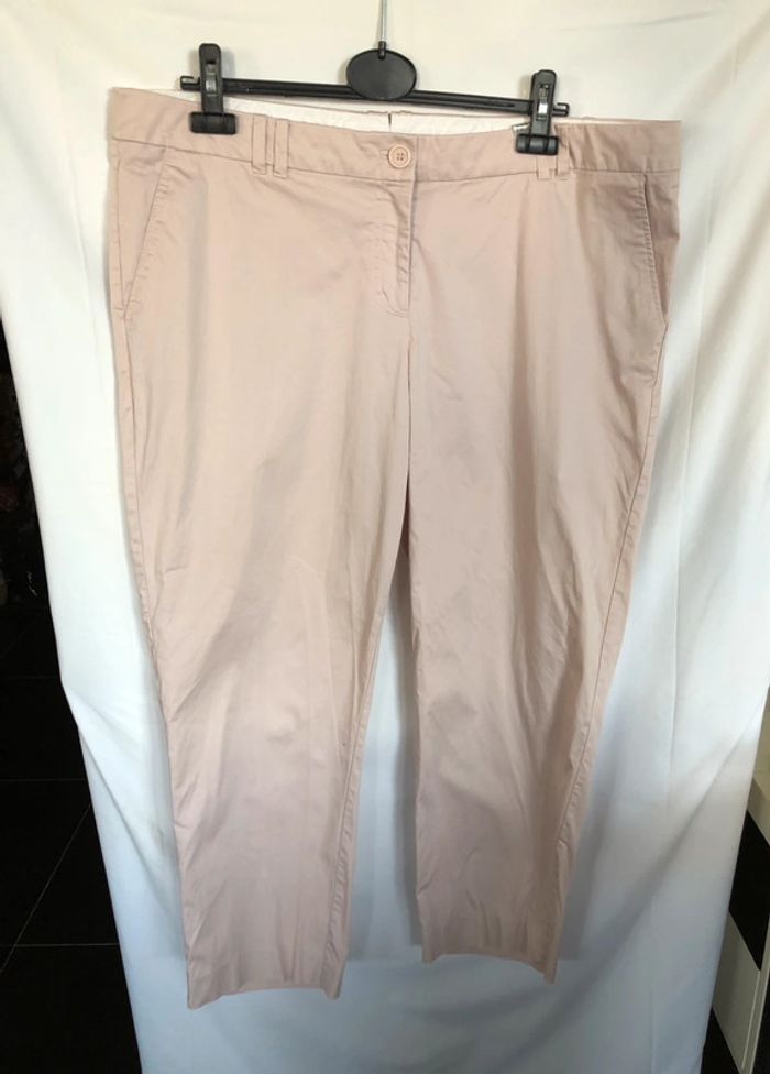 Pantalon de ville rose pâle satiné H&M bon état taille 48 - photo numéro 2