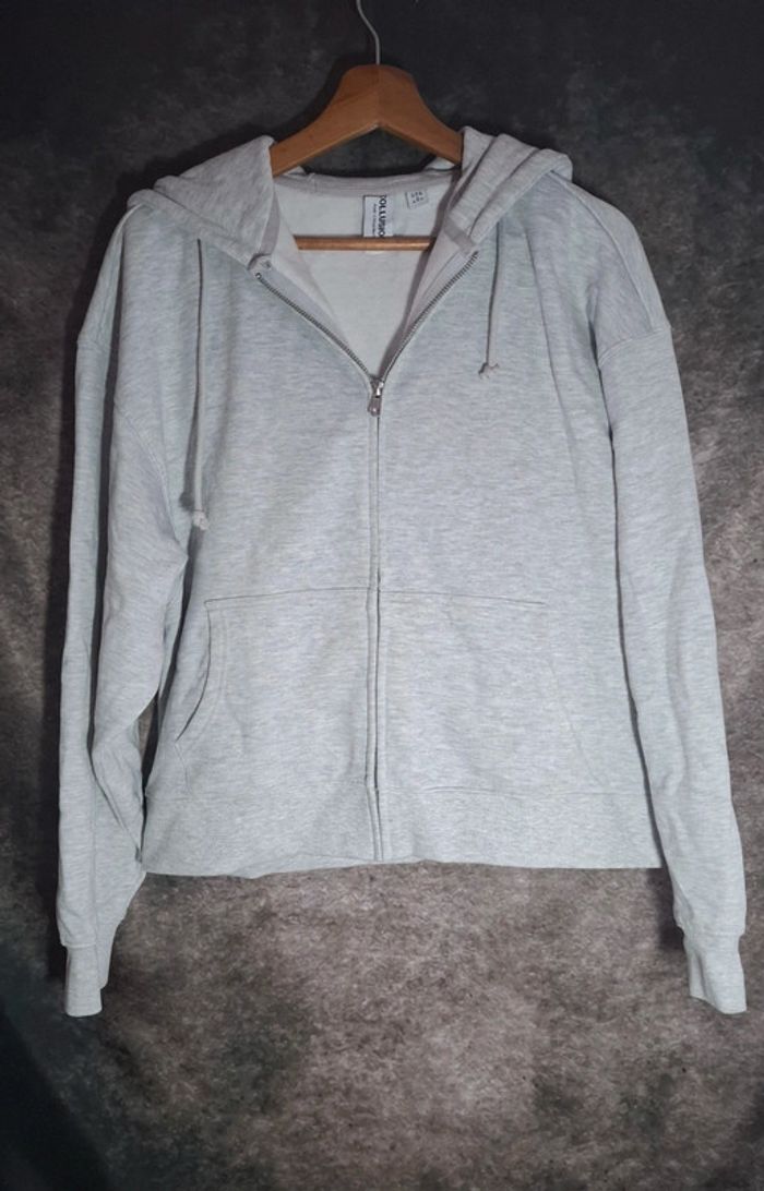 Sweat capuche zippé