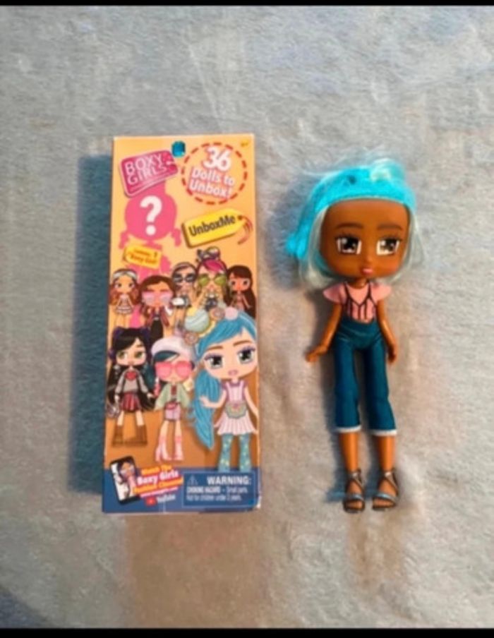 Poupée - photo numéro 2