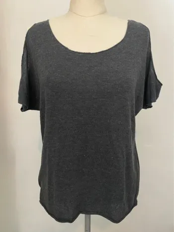 Top gris à manches fendues – Taille M