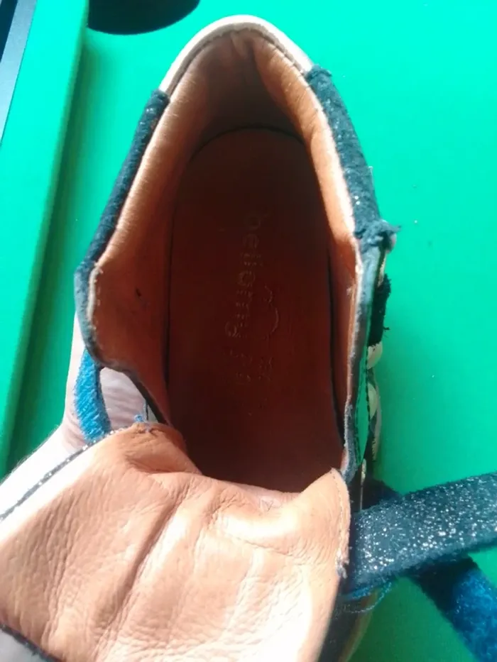 Chaussures taille 20 - photo numéro 6