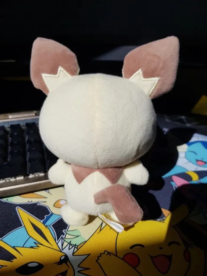 Peluche Pokémon Pichu Banpresto - photo numéro 2