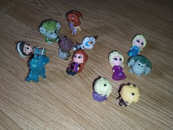 Figurines reine des neiges