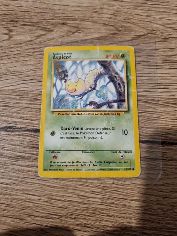 Carte pokémon aspicot 69/102 année 1999