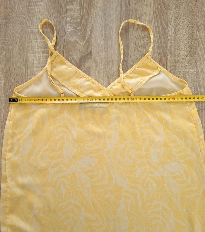 Débardeur caraco jaune et blanc à motifs feuilles Kiabi Taille M ou 36 38 - photo numéro 8