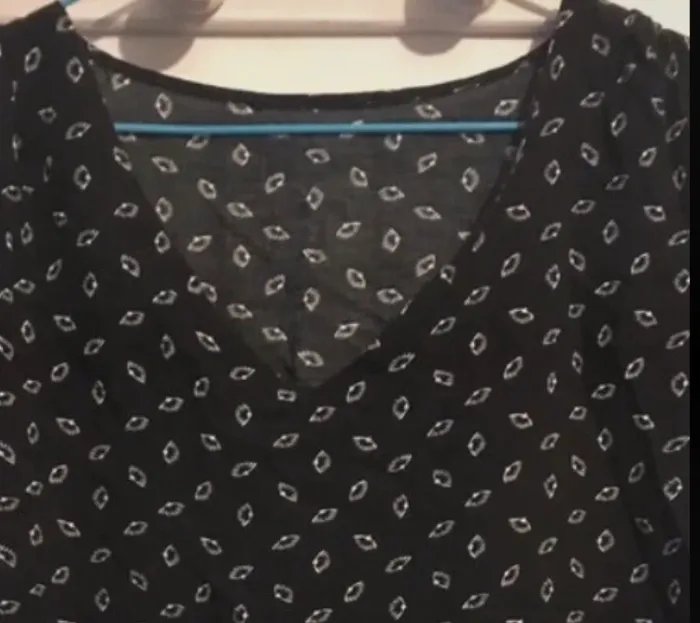 Haut femme noir et blanc sans manches taille XL - photo numéro 3