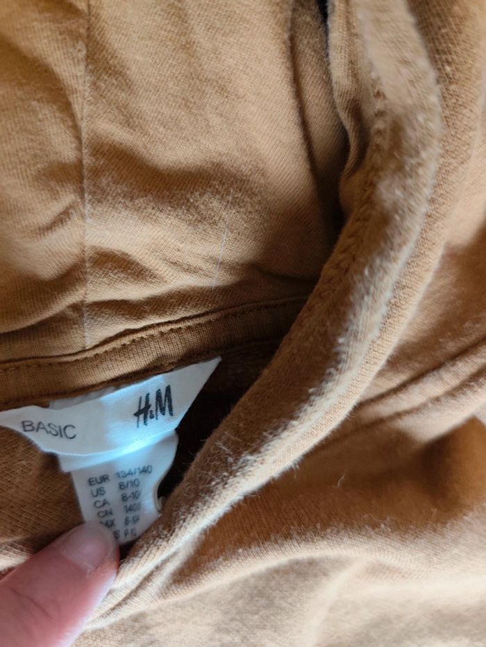 Sweat a capuche - photo numéro 2