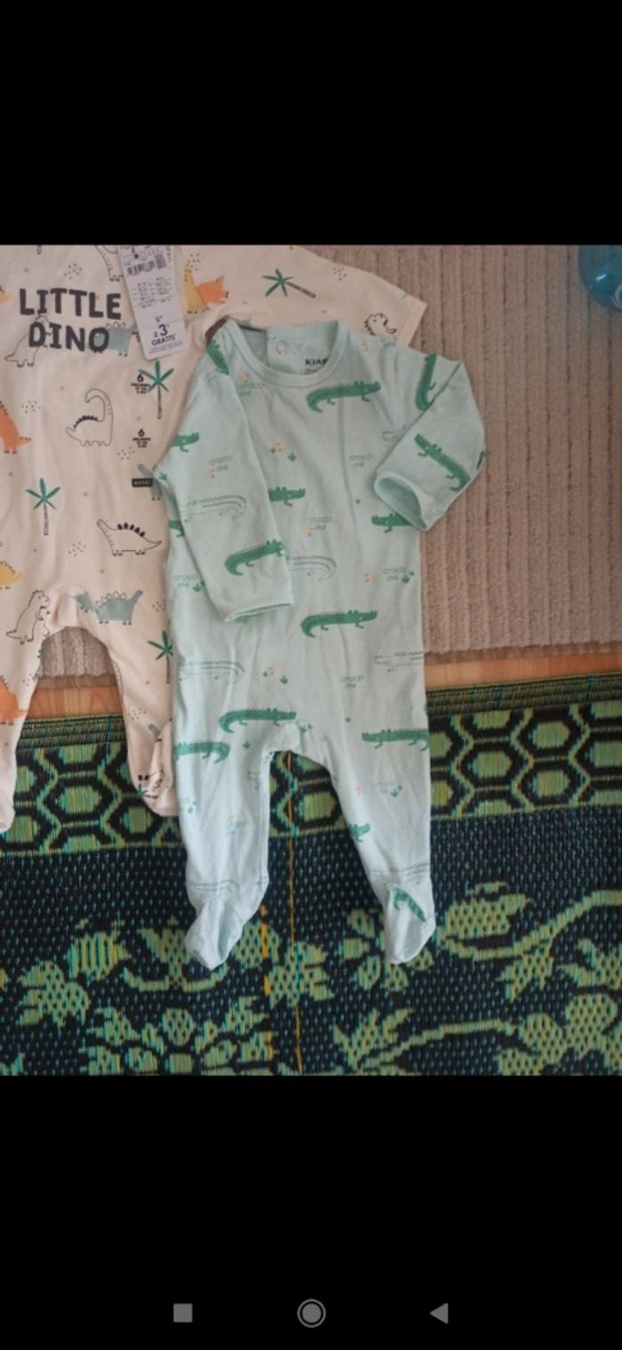 Lot pyjamas bodies - photo numéro 4