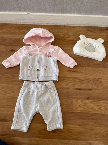 Ensemble fille 3 mois
