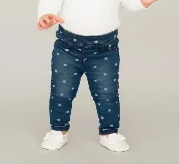 Adorable jean bébé à cœurs 9 mois