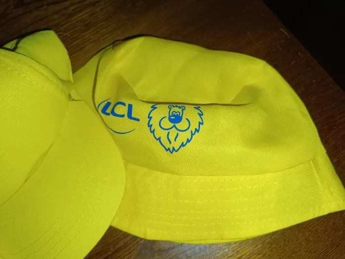 Lot casquettes et bob LCL - photo numéro 4