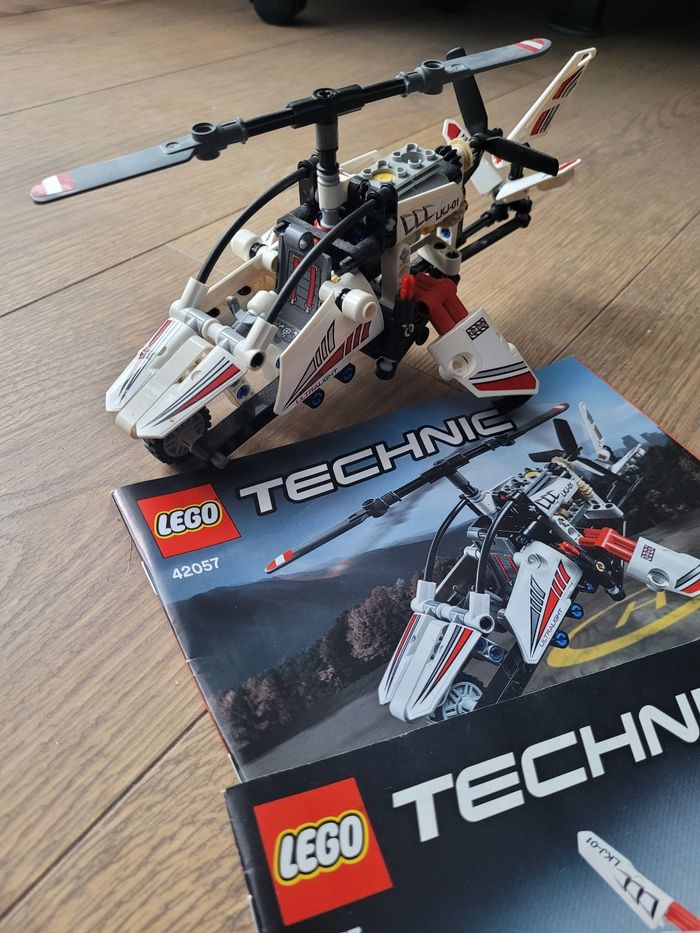 Lego Technic 42057 - photo numéro 3
