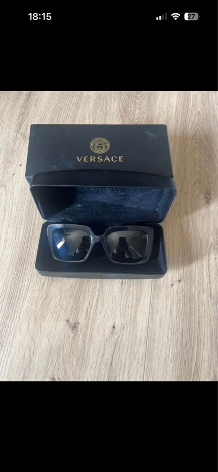 Lunettes solaires Versace médusa Swarovski - photo numéro 1
