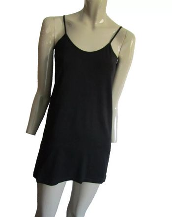 robe nuisette   marque cop copine taille indiquée 36 peut aller a un 38