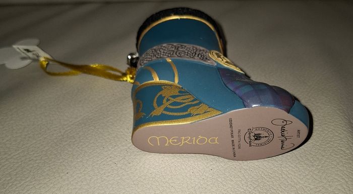 Mini chaussure mini shoes
ornement disney merida - photo numéro 7