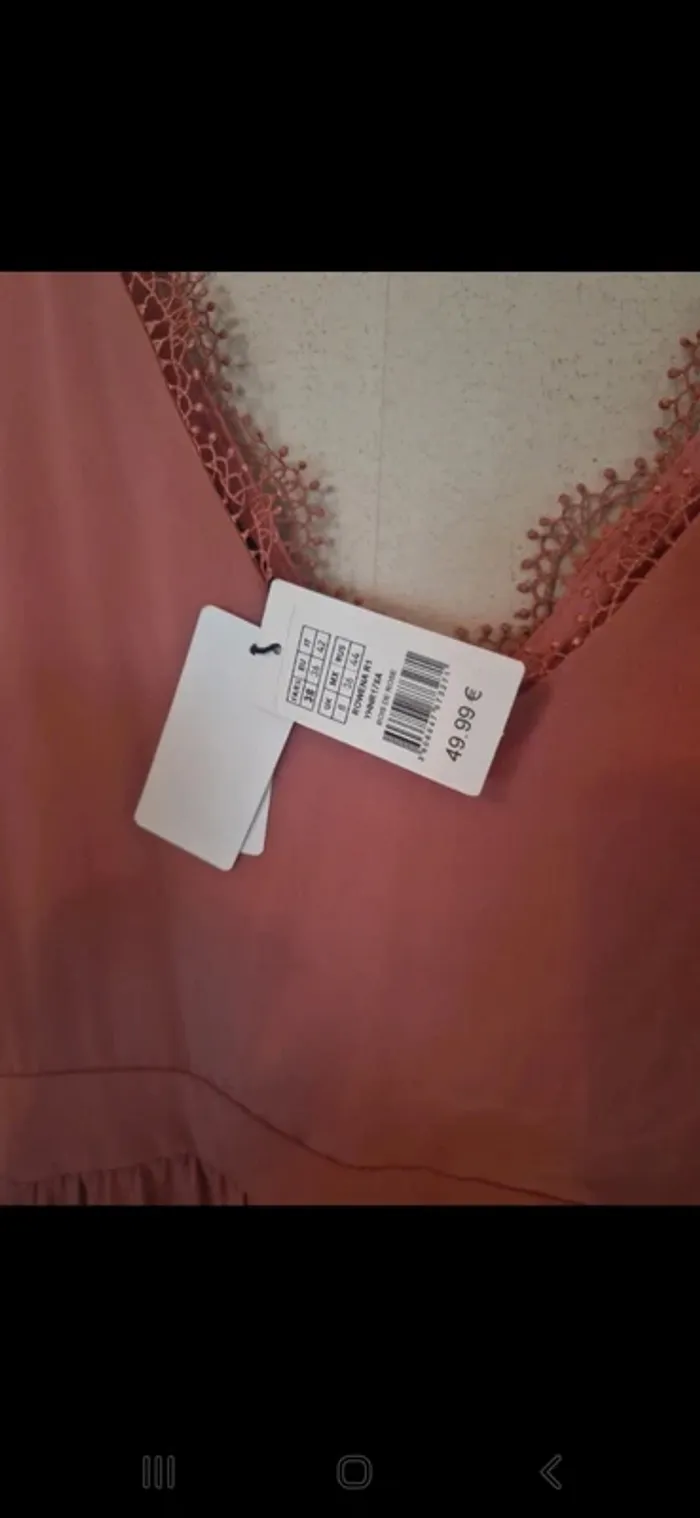 Robe patineuse neuve avec étiquette nafnaf 38 - photo numéro 6