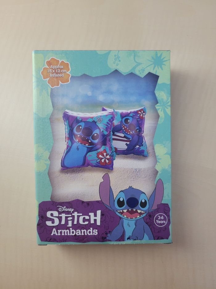 Brassard Neuf Stitch