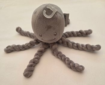 Doudou peluche pieuvre grise  - Nattou