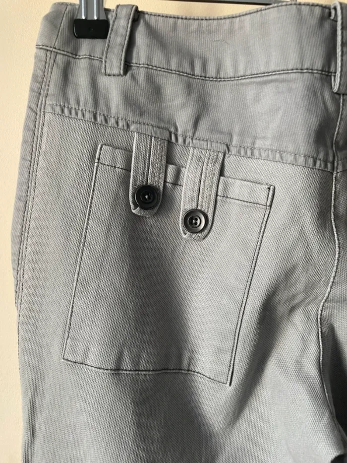 Pantalon flare gris - photo numéro 8