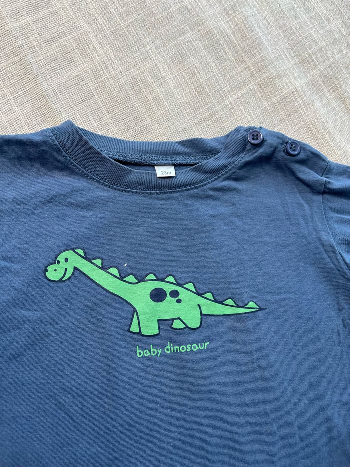 T-shirt dinosaure - photo numéro 3