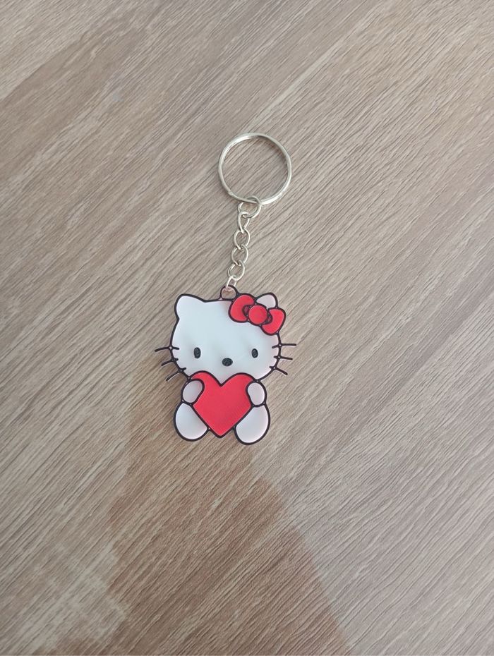 Porte clé hello kitty, jul, basket nike - photo numéro 3