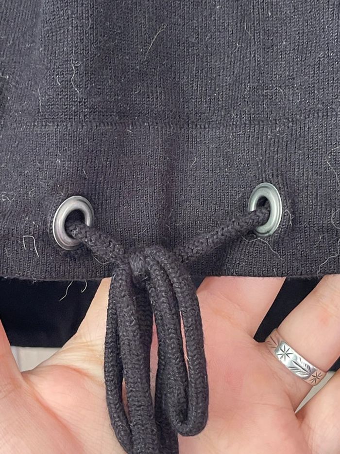 Pull fin à capuche taille L - photo numéro 2