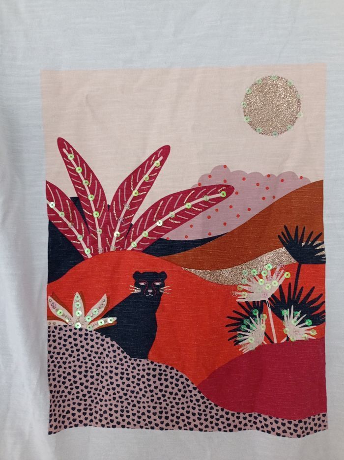 Tee-shirt taille 8 ans - photo numéro 2