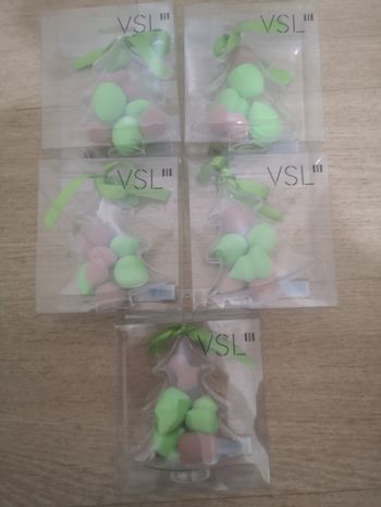 Éponges pour ce maquiller 