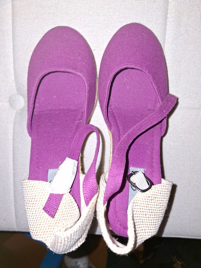 Chaussures à talons compensés