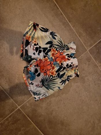 Short fille