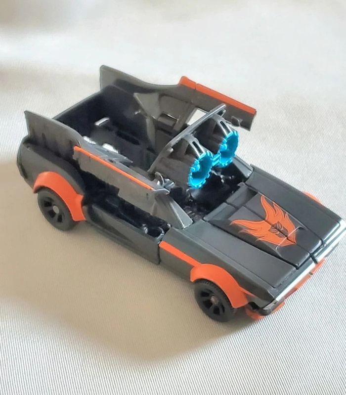 Transformers Bumblebee Autobot Hot Rod - photo numéro 6