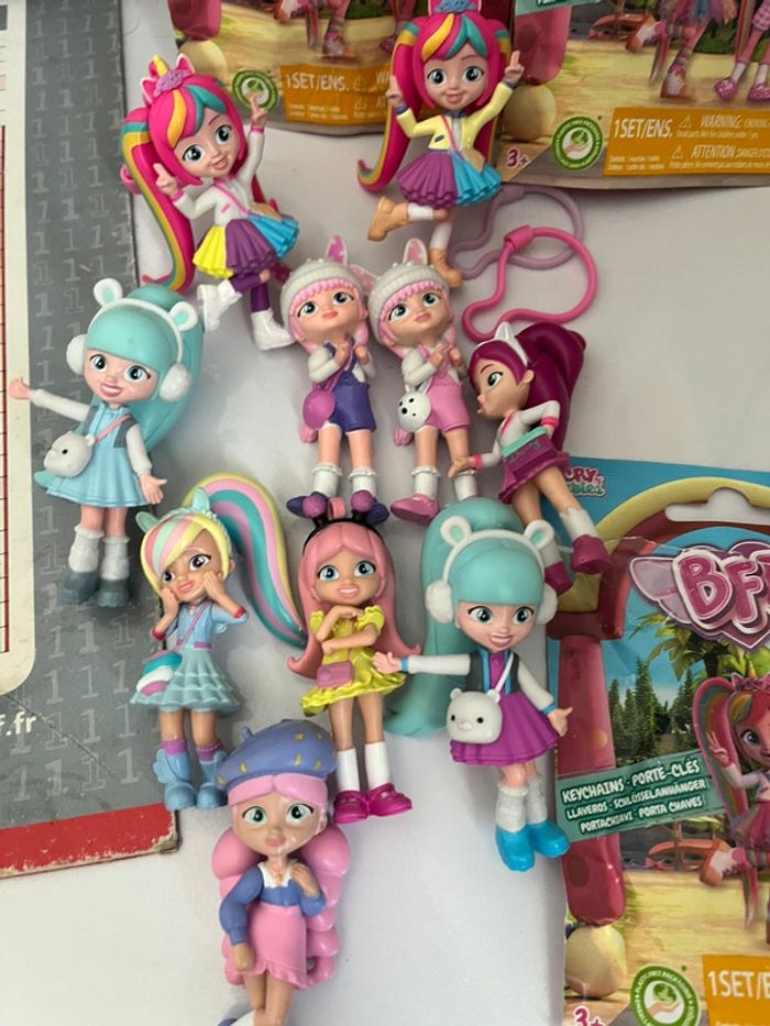 Figurine Cry babies bff sachet mystère - photo numéro 2