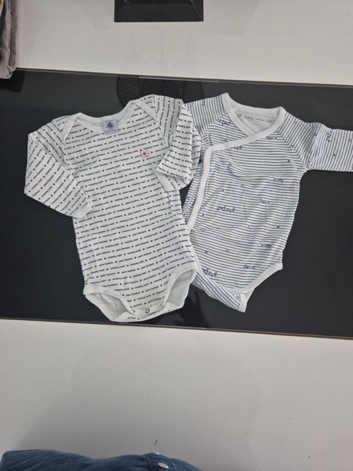 Lot de 2 bodies manches longues 12 mois