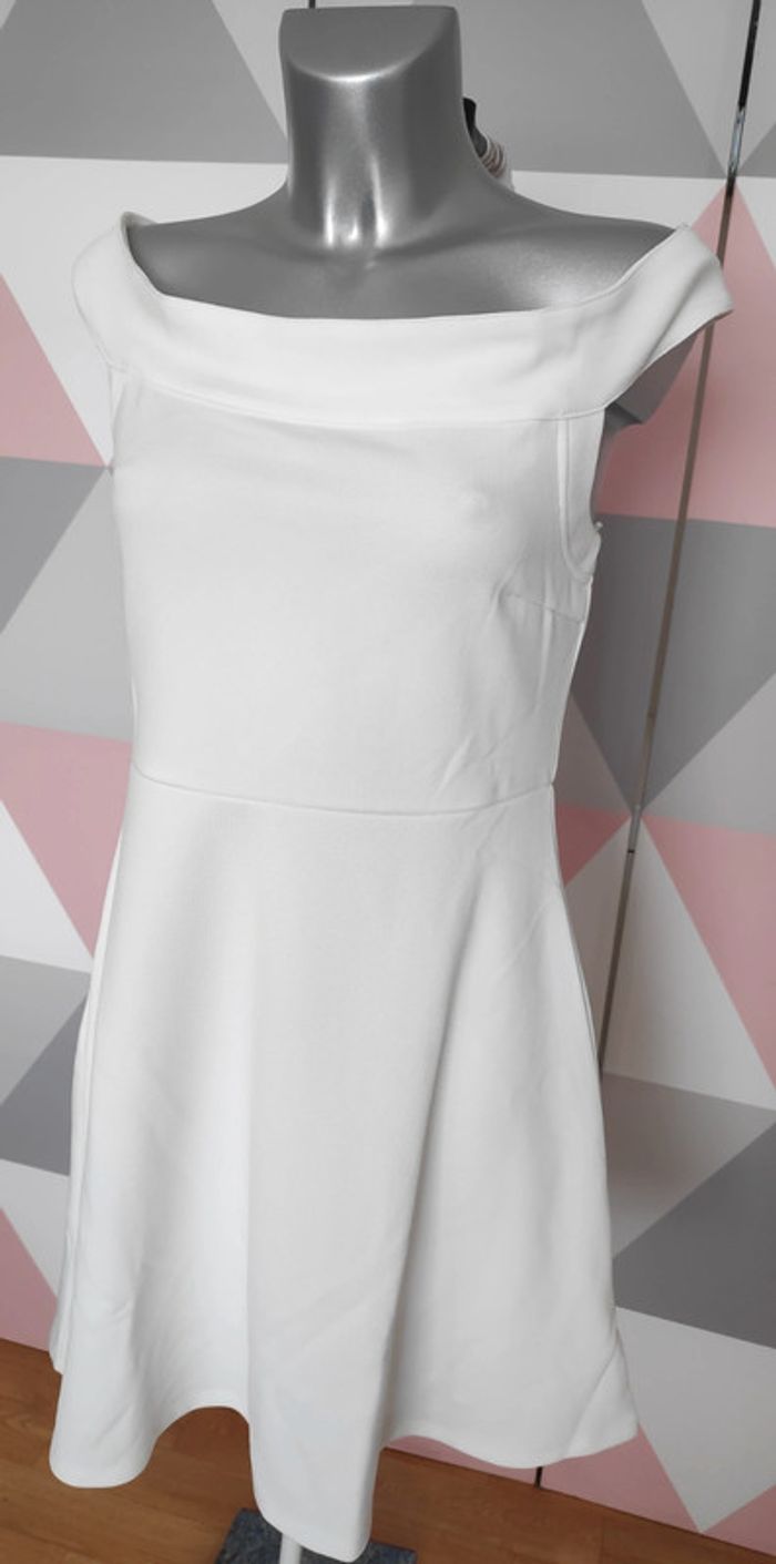 Robe blanche Taille L - photo numéro 2
