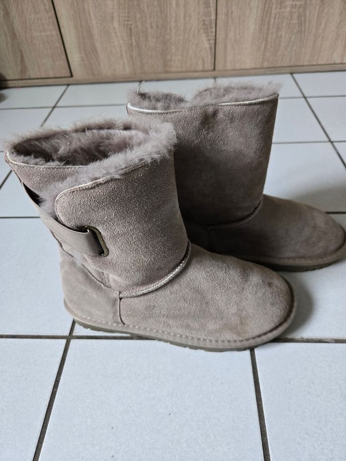 Taille 37 chaussure botte fourré femme hiver - photo numéro 2